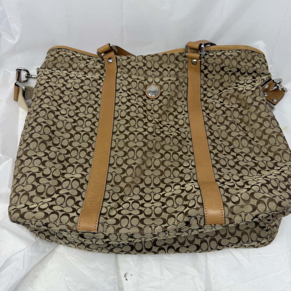 Coach Signature tote F77116 Khaki Tan Jacquard Tote Crossbody Messenger